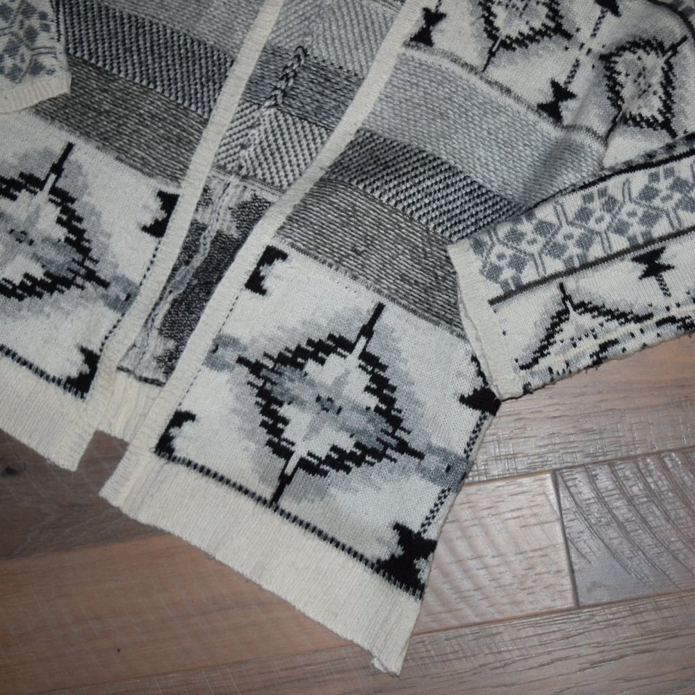 Aeropostale Aztec Tribal Open Cardigan Knit Sweater Flyaway Duster Relaxed N27 - Picture 8 of 11